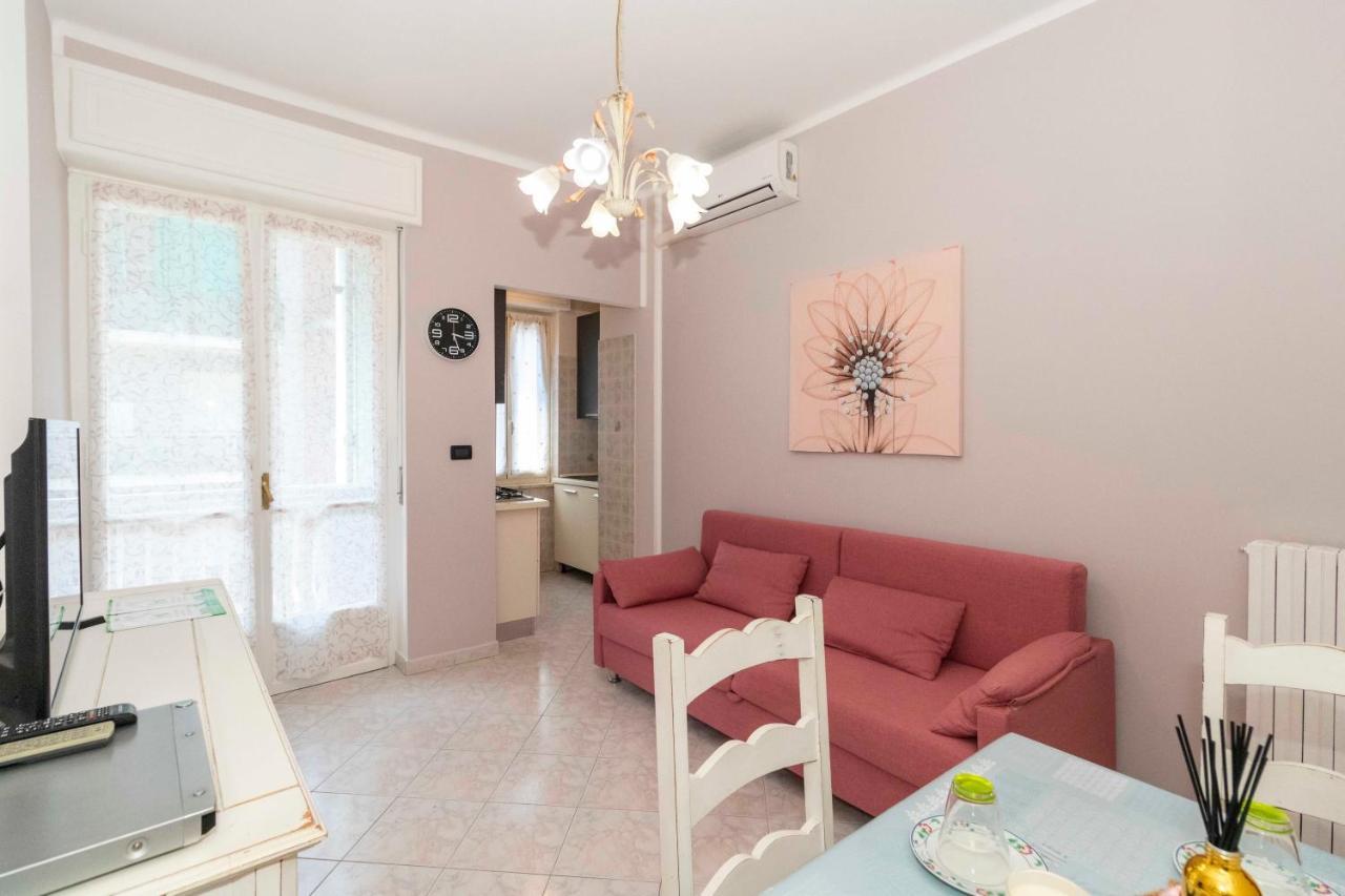 Santa Rita District Functional Flat